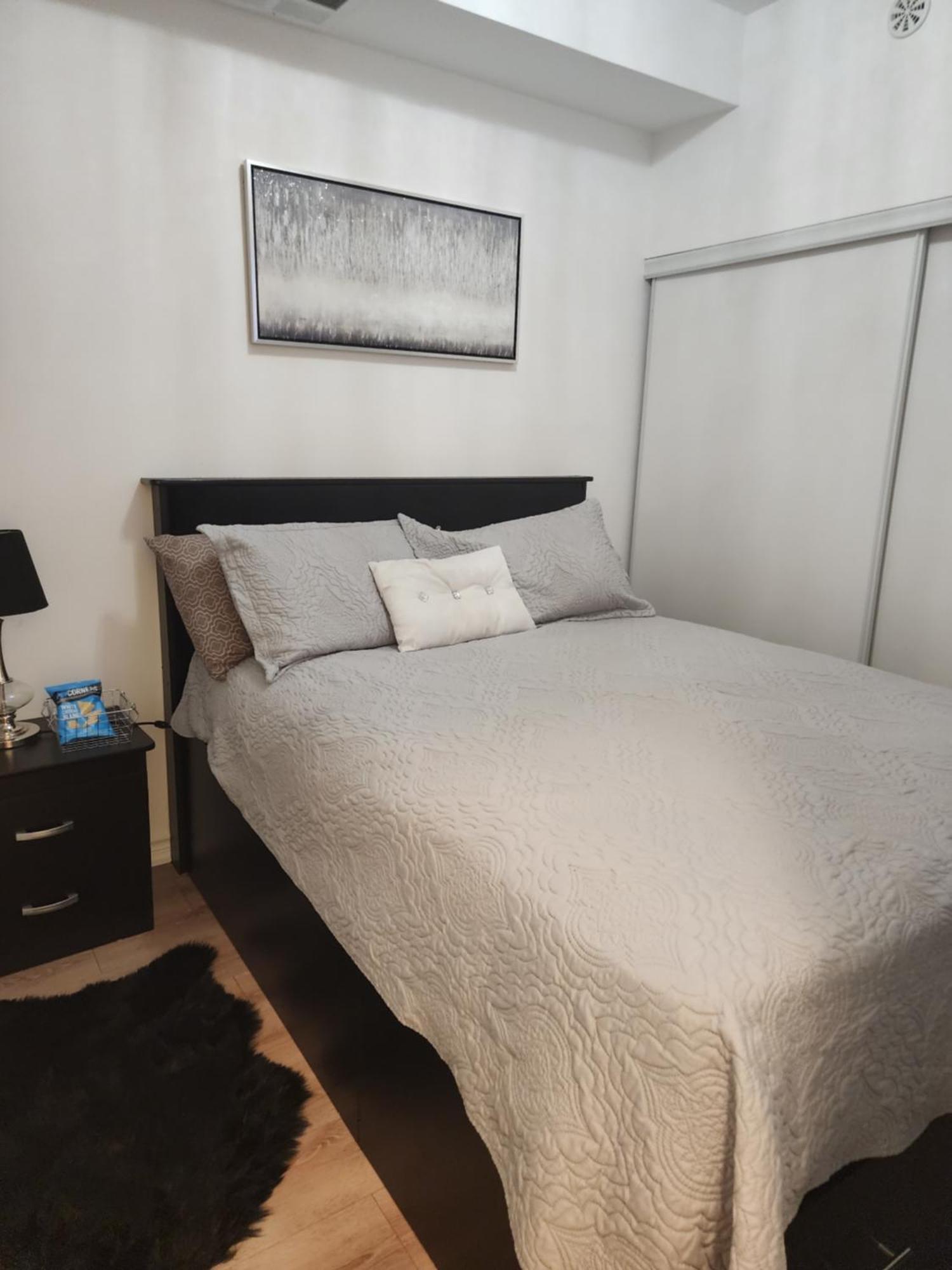 Apartamento Beautiful Townhouse Near Yorkdale Mall, Wilson Subway Toronto Exterior foto
